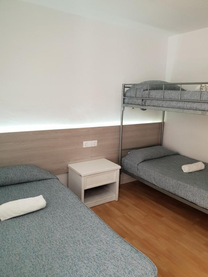 Hostal Montsant Salou Ngoại thất bức ảnh