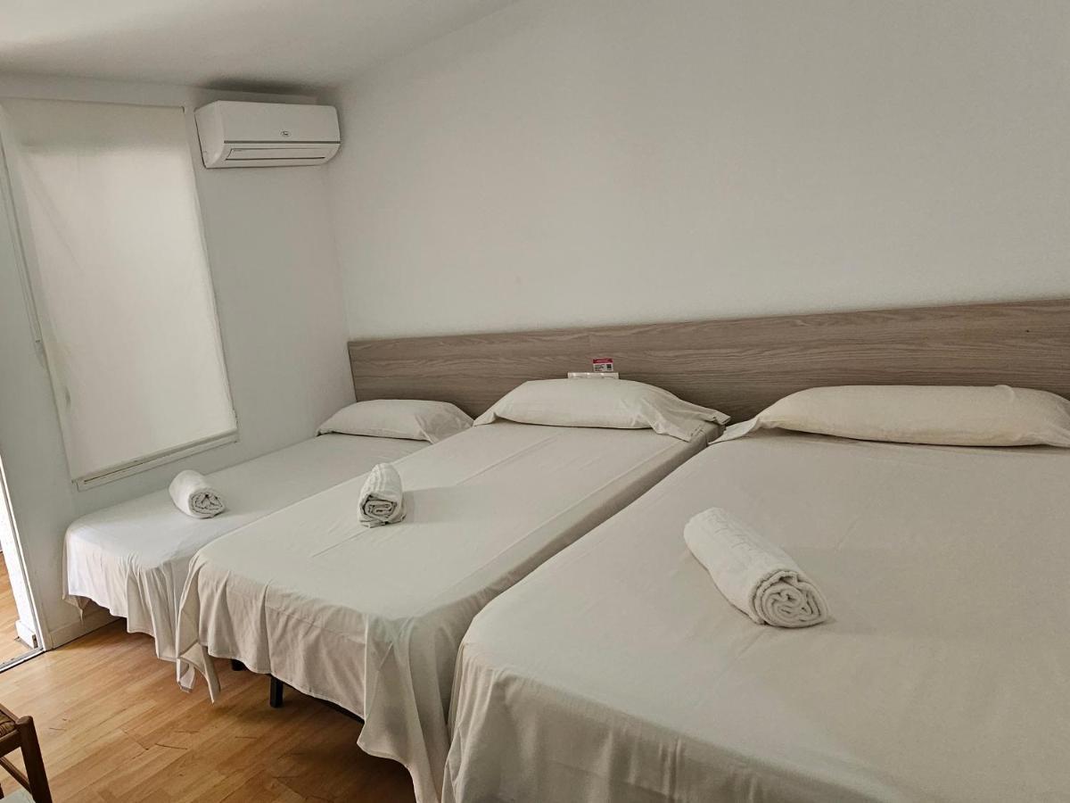 Hostal Montsant Salou Ngoại thất bức ảnh