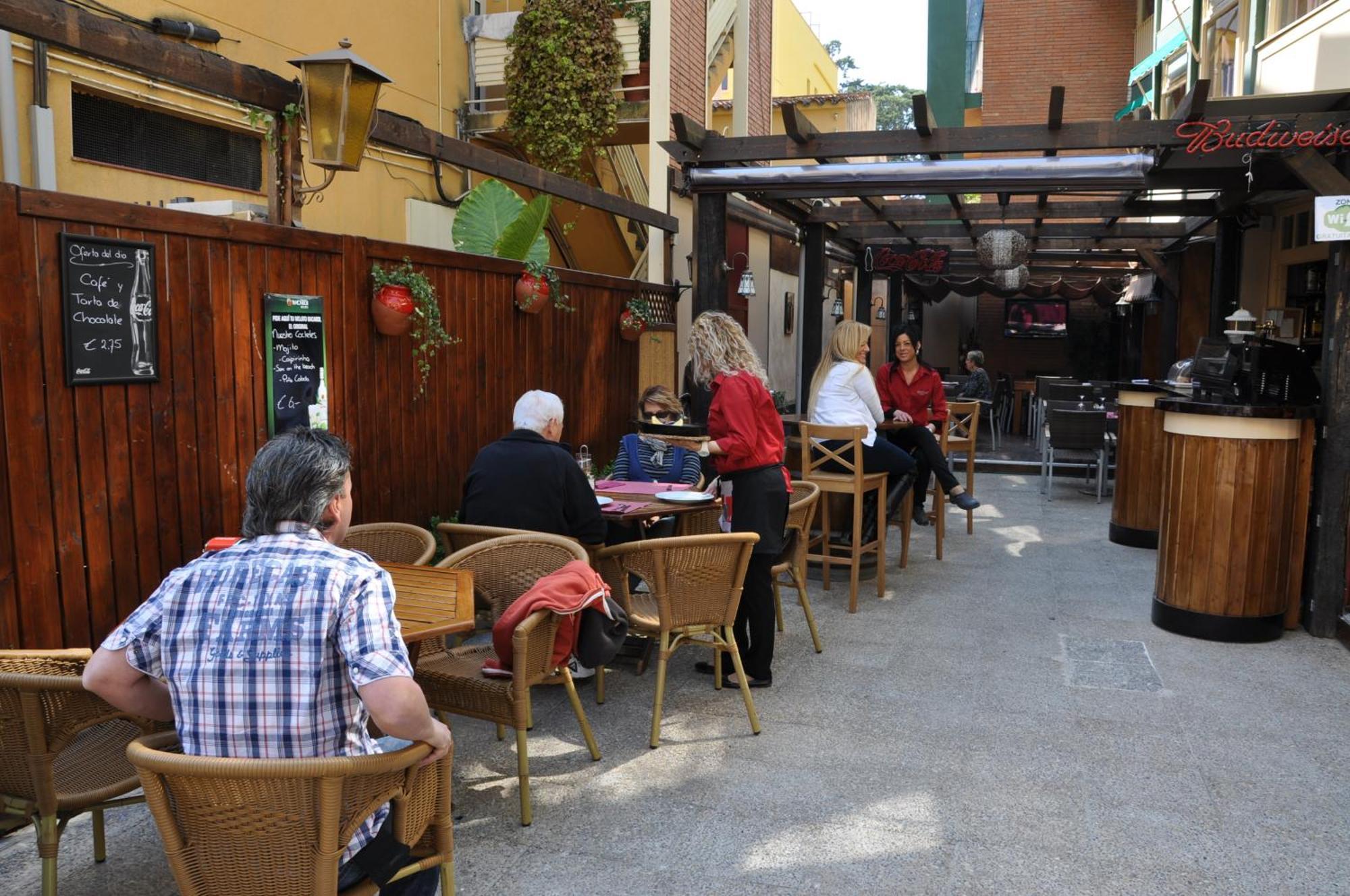 Hostal Montsant Salou Ngoại thất bức ảnh