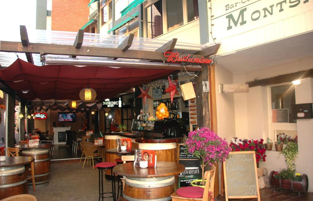 Hostal Montsant Salou Ngoại thất bức ảnh