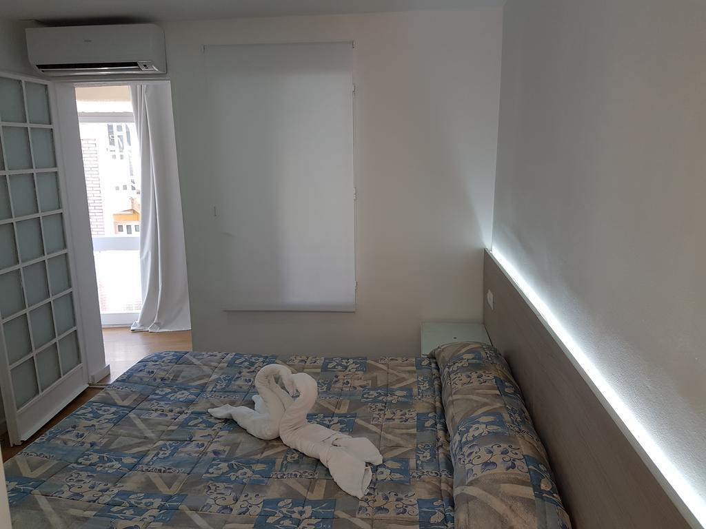Hostal Montsant Salou Ngoại thất bức ảnh