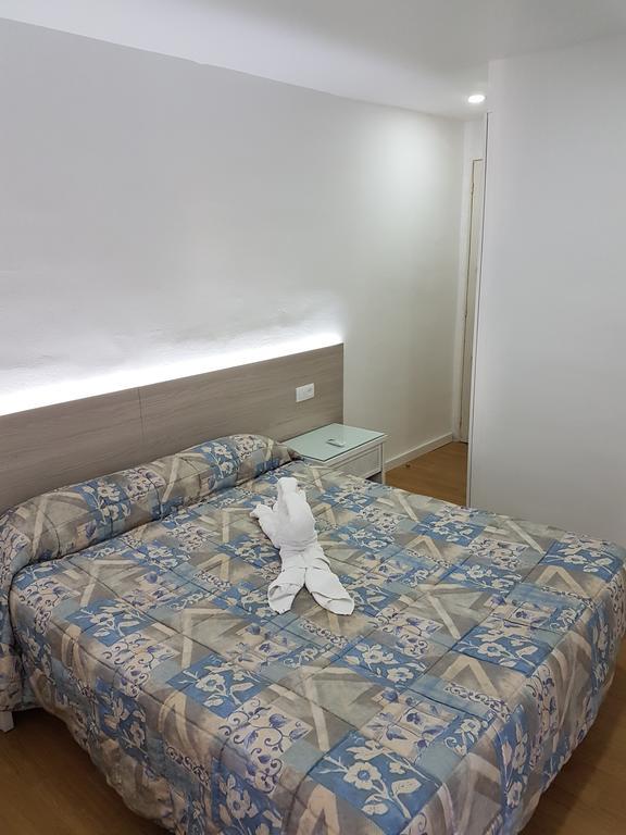 Hostal Montsant Salou Ngoại thất bức ảnh