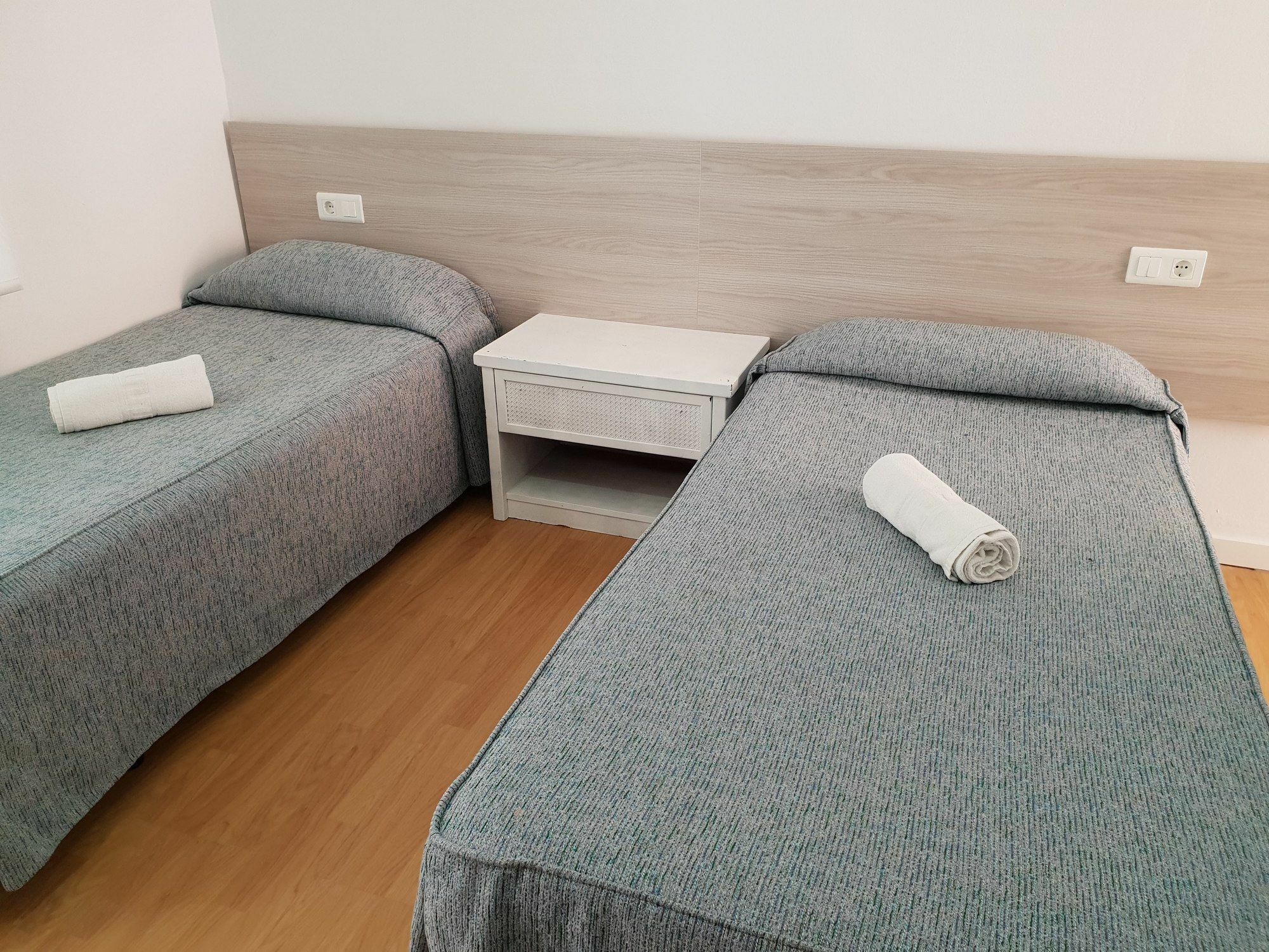 Hostal Montsant Salou Ngoại thất bức ảnh